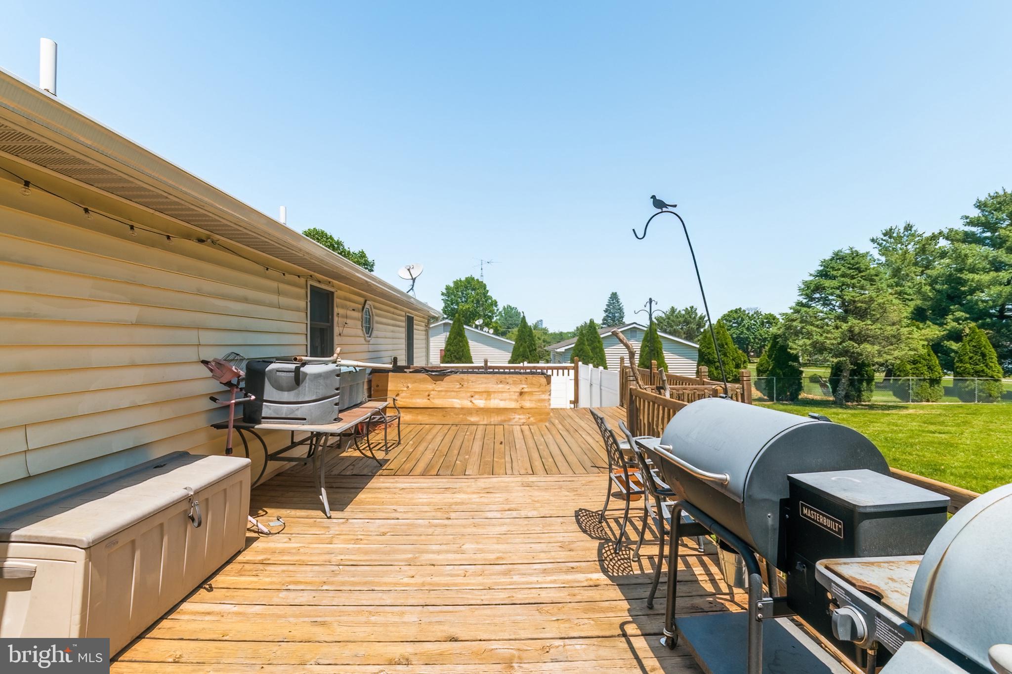 SOUTHLAWN - Residential