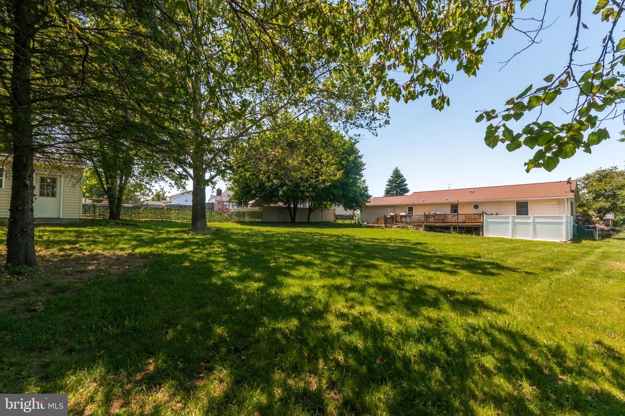 SOUTHLAWN - Residential