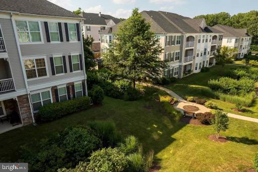 FOUR SEASONS ESTATES - Residential Lease