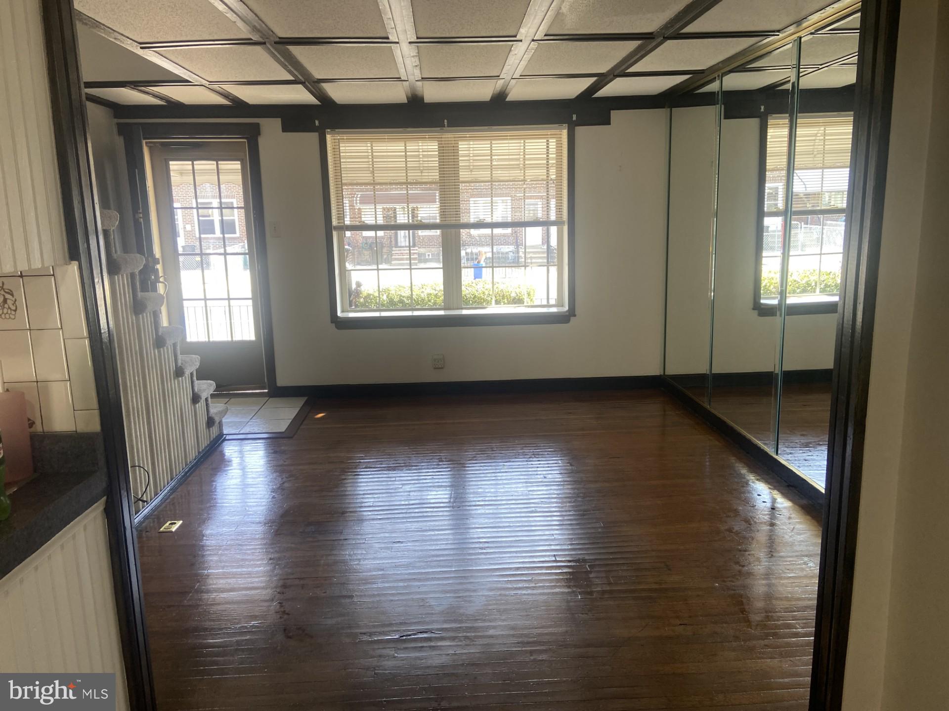 BRIDESBURG - Residential