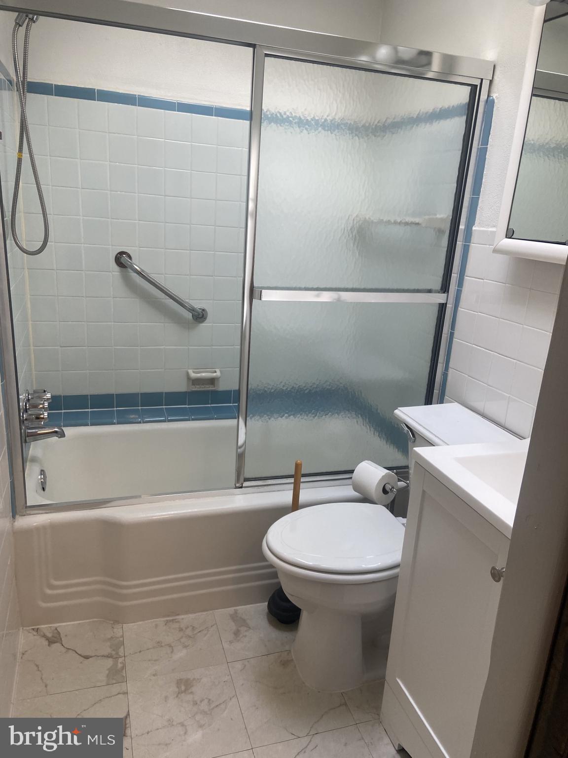 BRIDESBURG - Residential