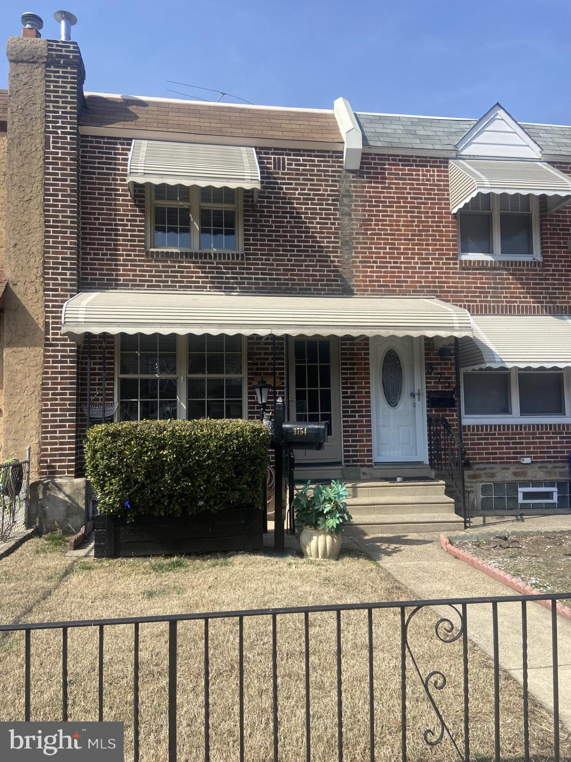 BRIDESBURG - Residential