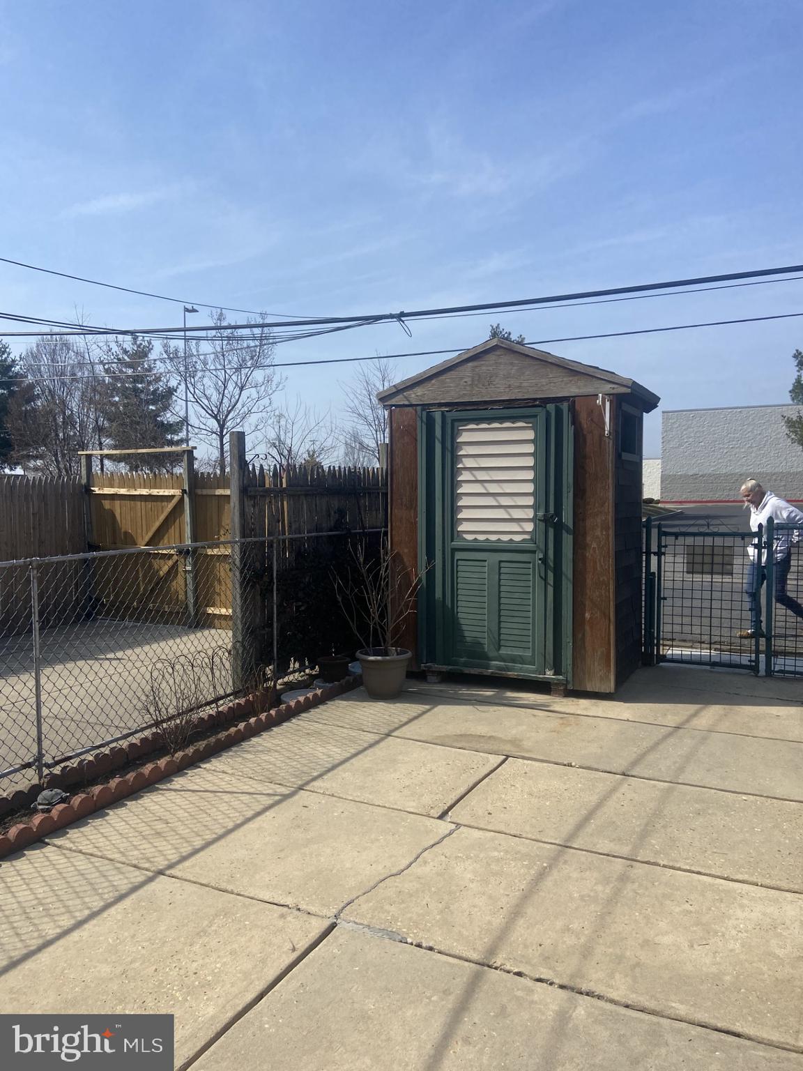 BRIDESBURG - Residential