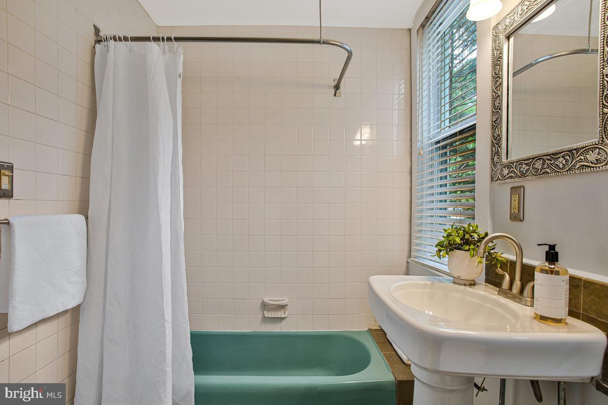 BERWYN ADDN - Residential