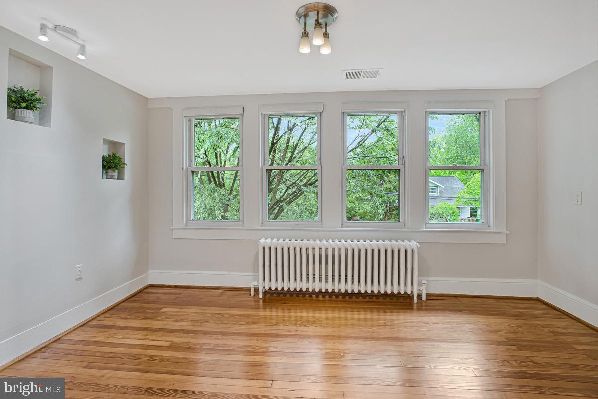 BERWYN ADDN - Residential