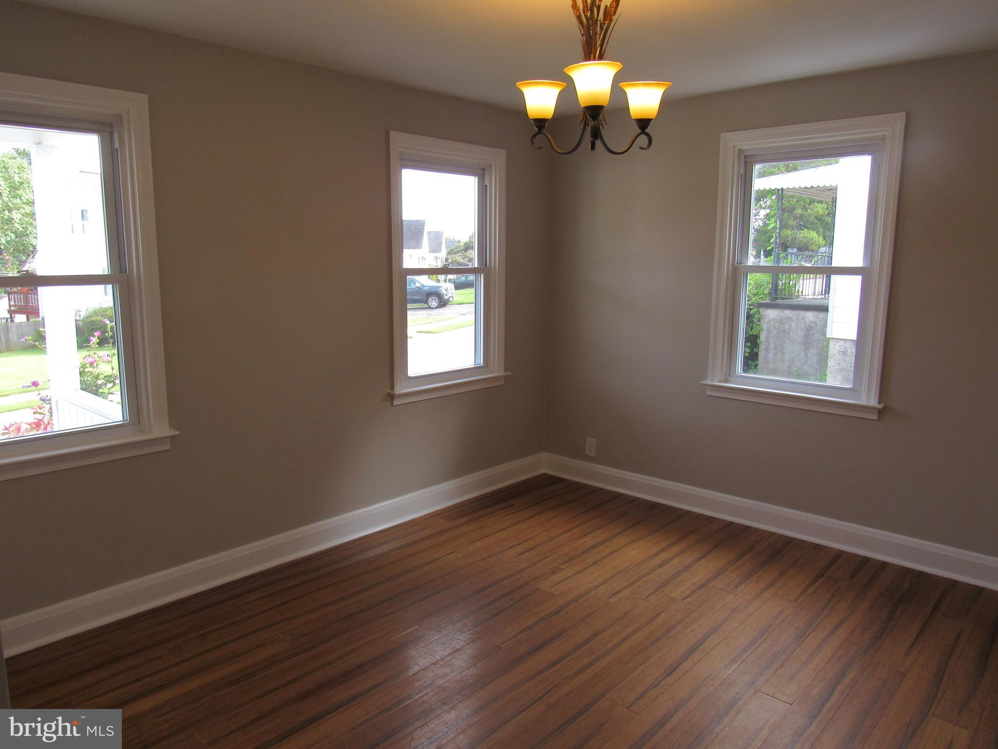 FULLERTON - Residential