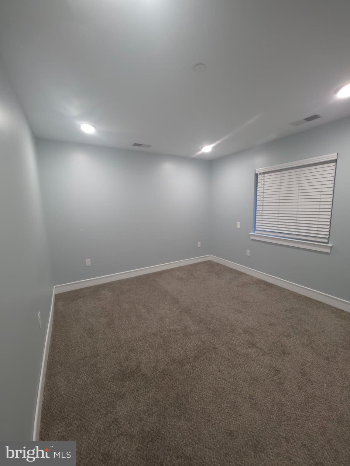 MANTUA - Residential Lease