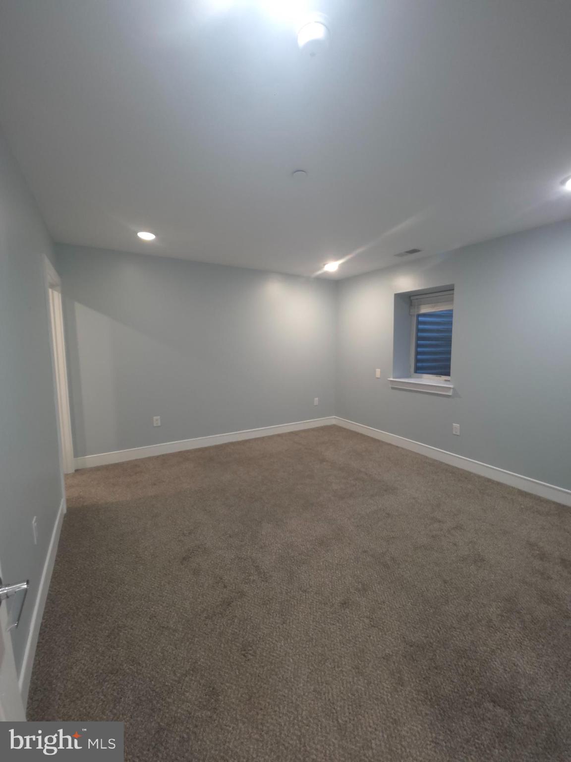 MANTUA - Residential Lease