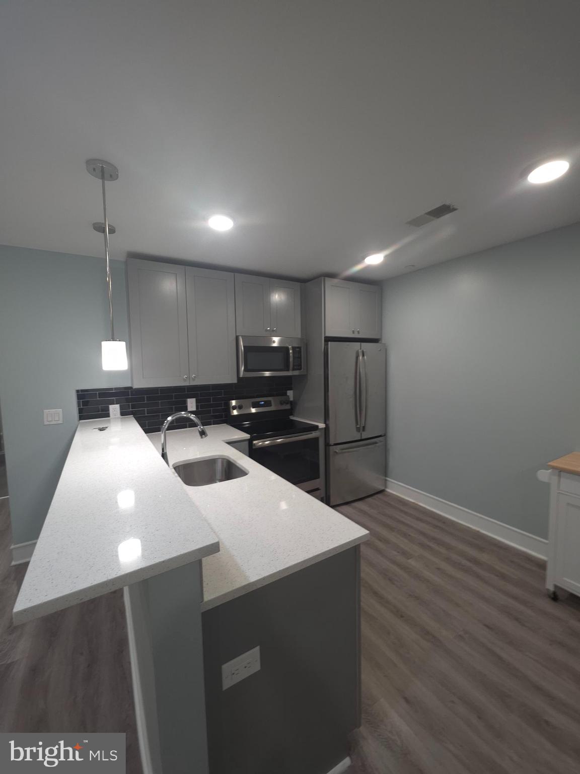 MANTUA - Residential Lease