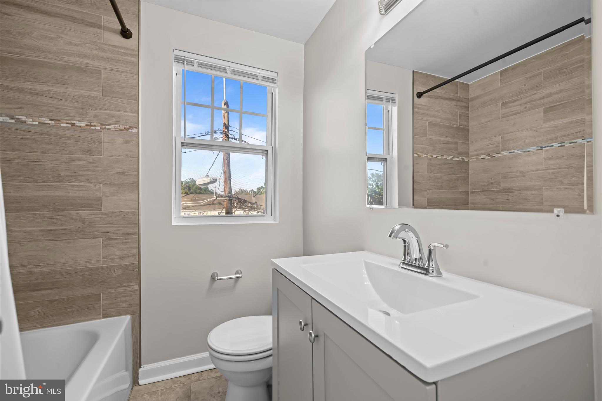 HIGHLAND AT LANDOVER STATION - Residential