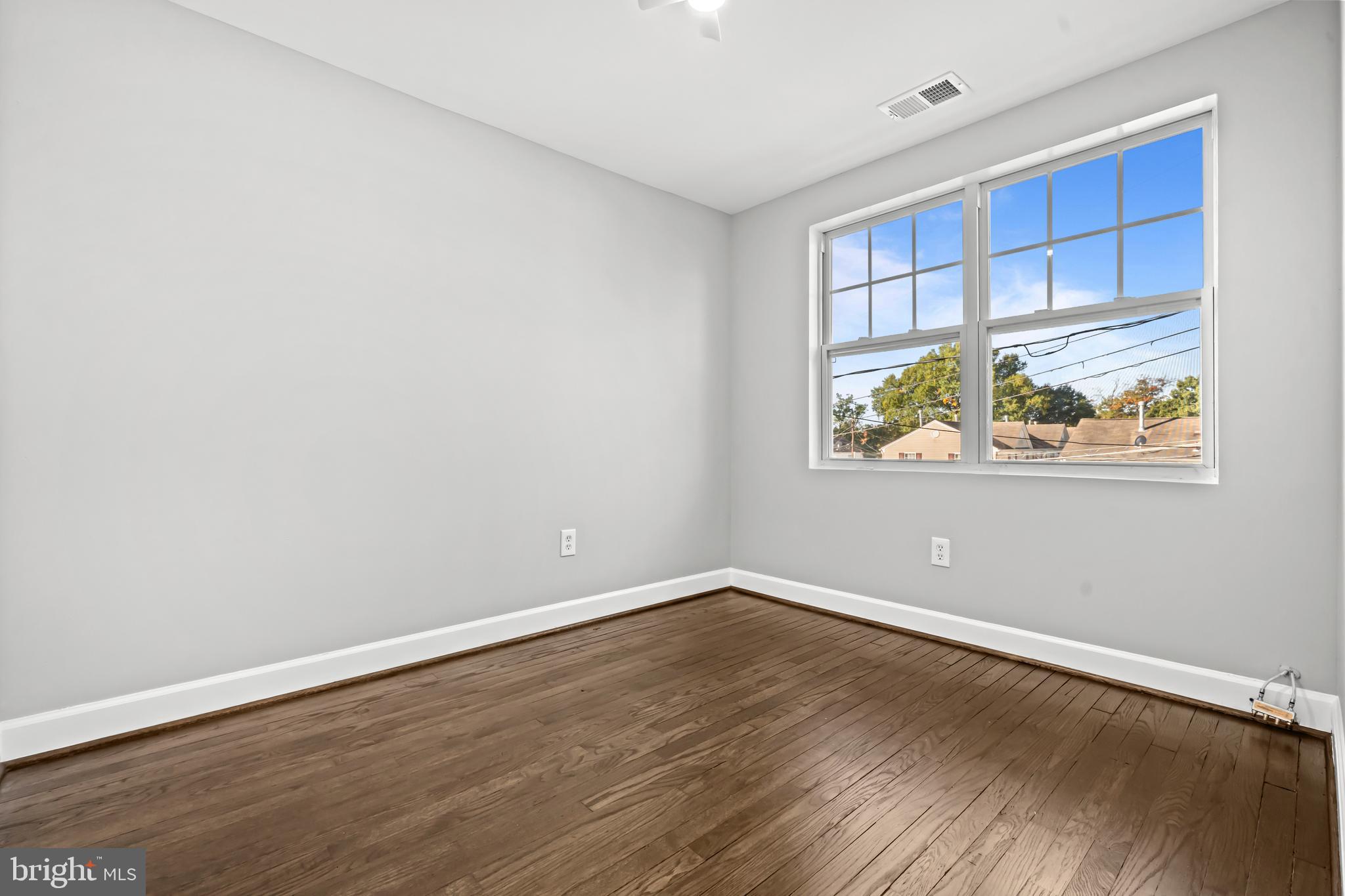 HIGHLAND AT LANDOVER STATION - Residential