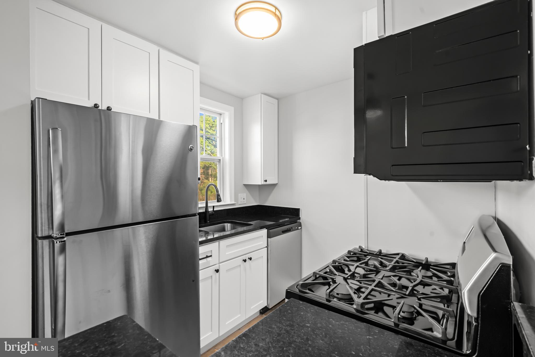 HIGHLAND AT LANDOVER STATION - Residential