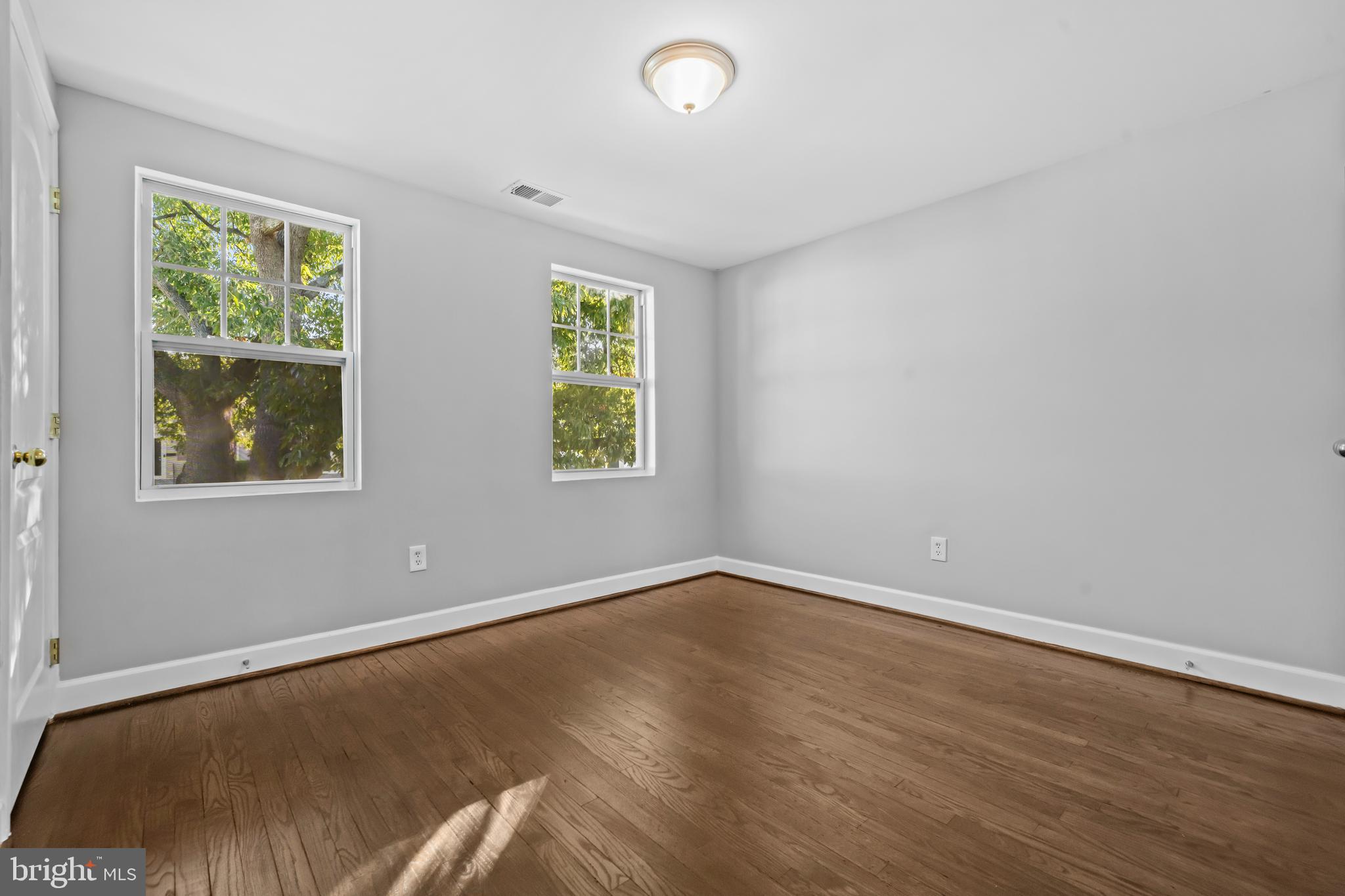 HIGHLAND AT LANDOVER STATION - Residential