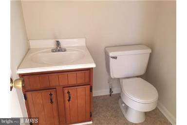 STAFFORD OAKS - Residential Lease