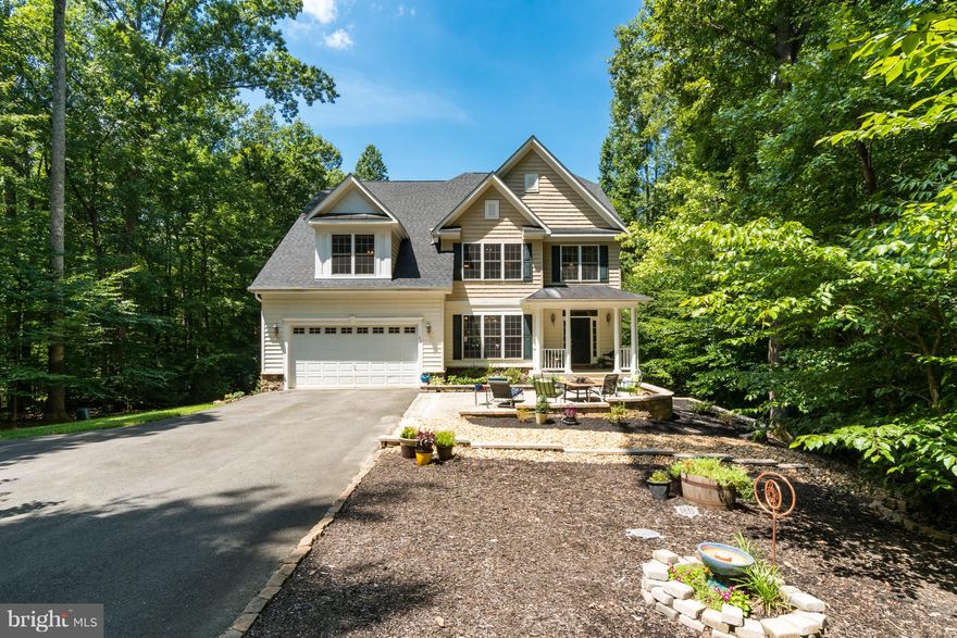 Beautiful home on 3+acres w/ access to Abel Lake! Great landscaping w/ fenced back yard, oversize deck, huge patio and porch! Open floor plan w/ new hardwood! New roof! NEW HVAC UNITS ON BOTH LEVELS! Gourmet kitchen w/ butler's pantry!  Cathedral sunroom! Master bdrm w/ trey ceiling!  Close to brand new Stafford HS! Just min. away from shopping, schools, downtown Fred., YOU WON'T BE DISAPPOINTED!