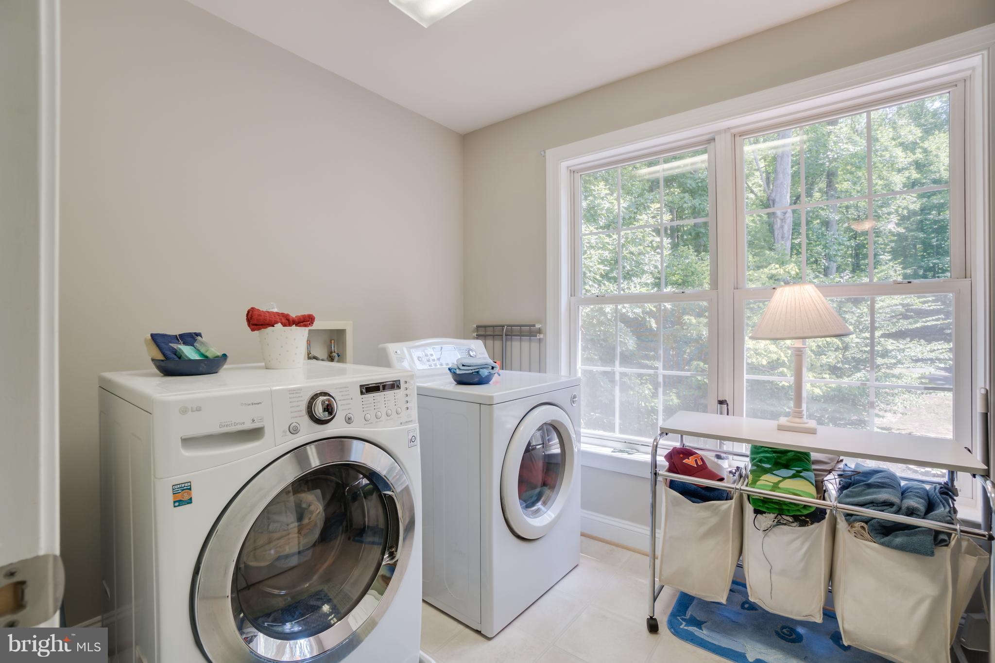 WOODS OF ABEL LAKE - Residential