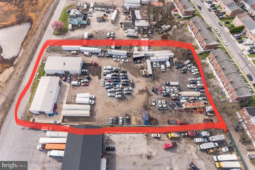 Almost 2 acre Lot with 2 40x80 Steel Prefabbed Garage Buildings with bathrooms. 

Building 1 has 2 garage doors, 1 Bathroom, A loading dock for 3 tractor trailers. 16 foot ceiling height.

Building 2 has 2 garage doors, currently used as an Engine Shop, with an Office and Bathroom. Brand New Heater in this Building.

Large Level Lot, Owner has Option to use the whole lot or rent out space to different companies.

Current owner brings in approx 100k in rent

2 miles from the airport, 76 and 95! Close to all major arteries!