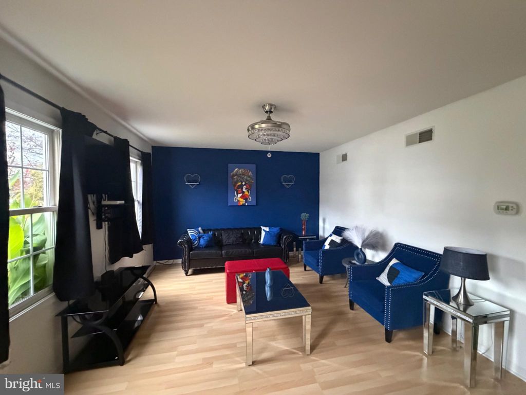 Photo of 680 Robin Hill Circle, YORK, PA 17404 (MLS # PAYK2092174)