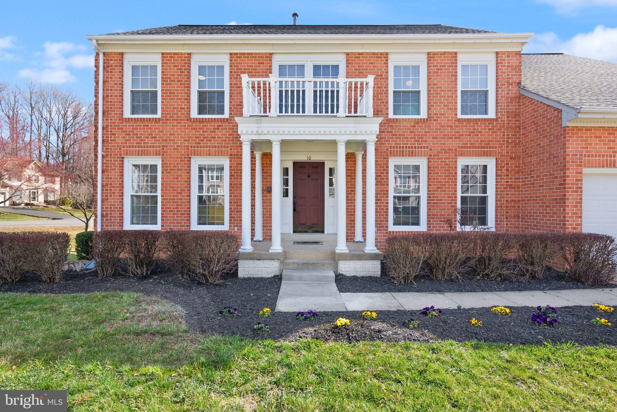 10 SARASOTA DRIVE