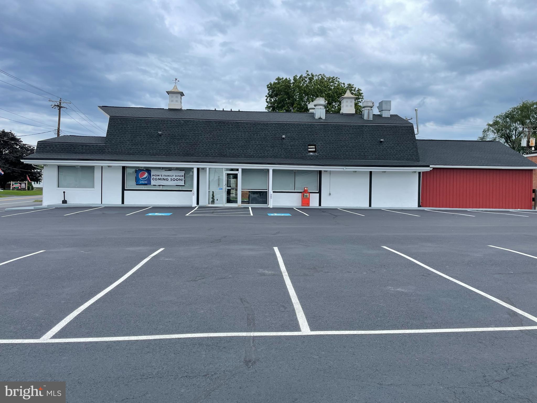 - Commercial Lease