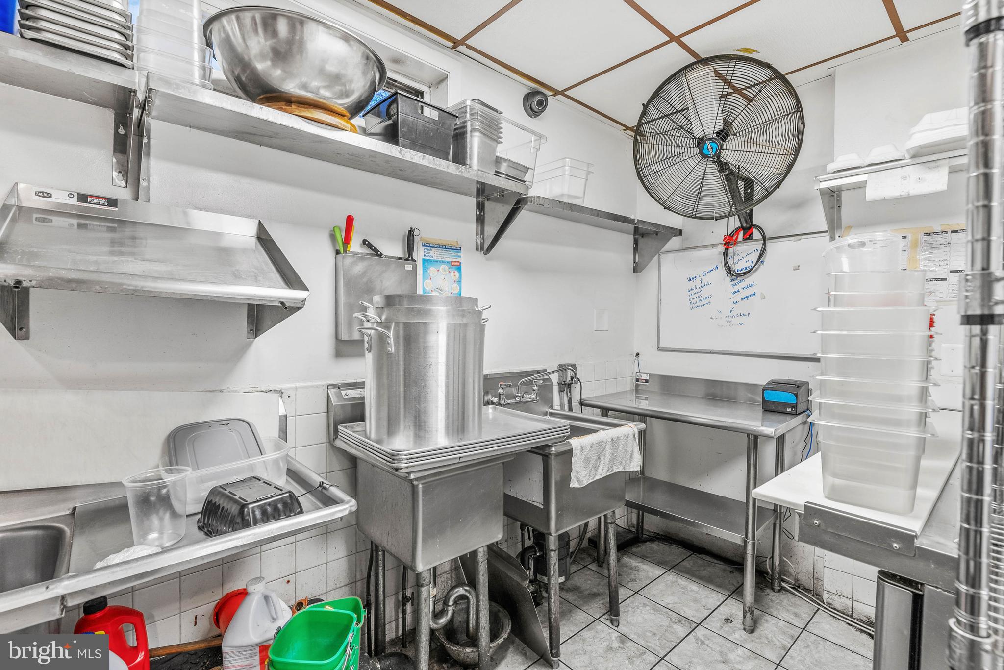 MANAYUNK - Commercial Sale