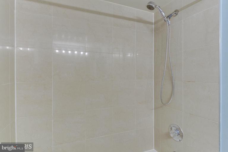 RENAISSANCE - Residential