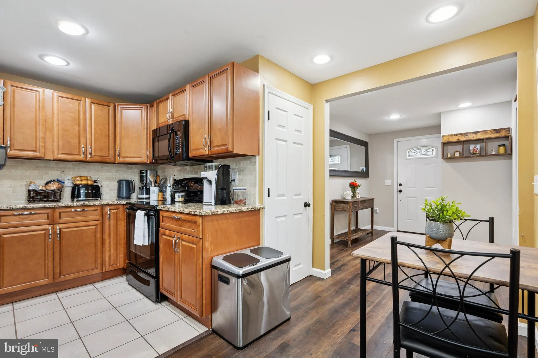 Bensalem, Pennsylvania 19020, United States, 3 Bedrooms Bedrooms, ,1 BathroomBathrooms,Residential,Contingent,132443