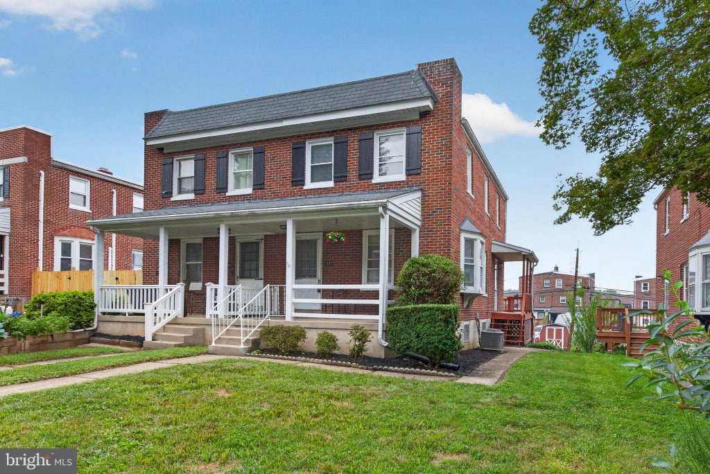 Photo of 1127 Jamaica Road, LANCASTER, PA 17602 (MLS # PALA2091990)