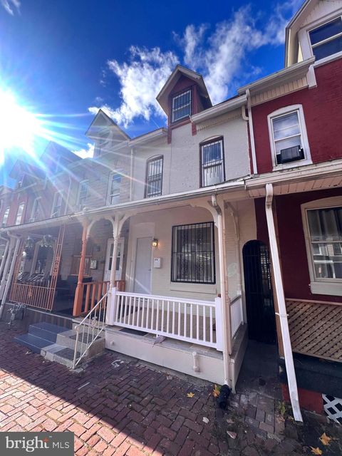 616 TULPEHOCKEN STREET READING PA 19601