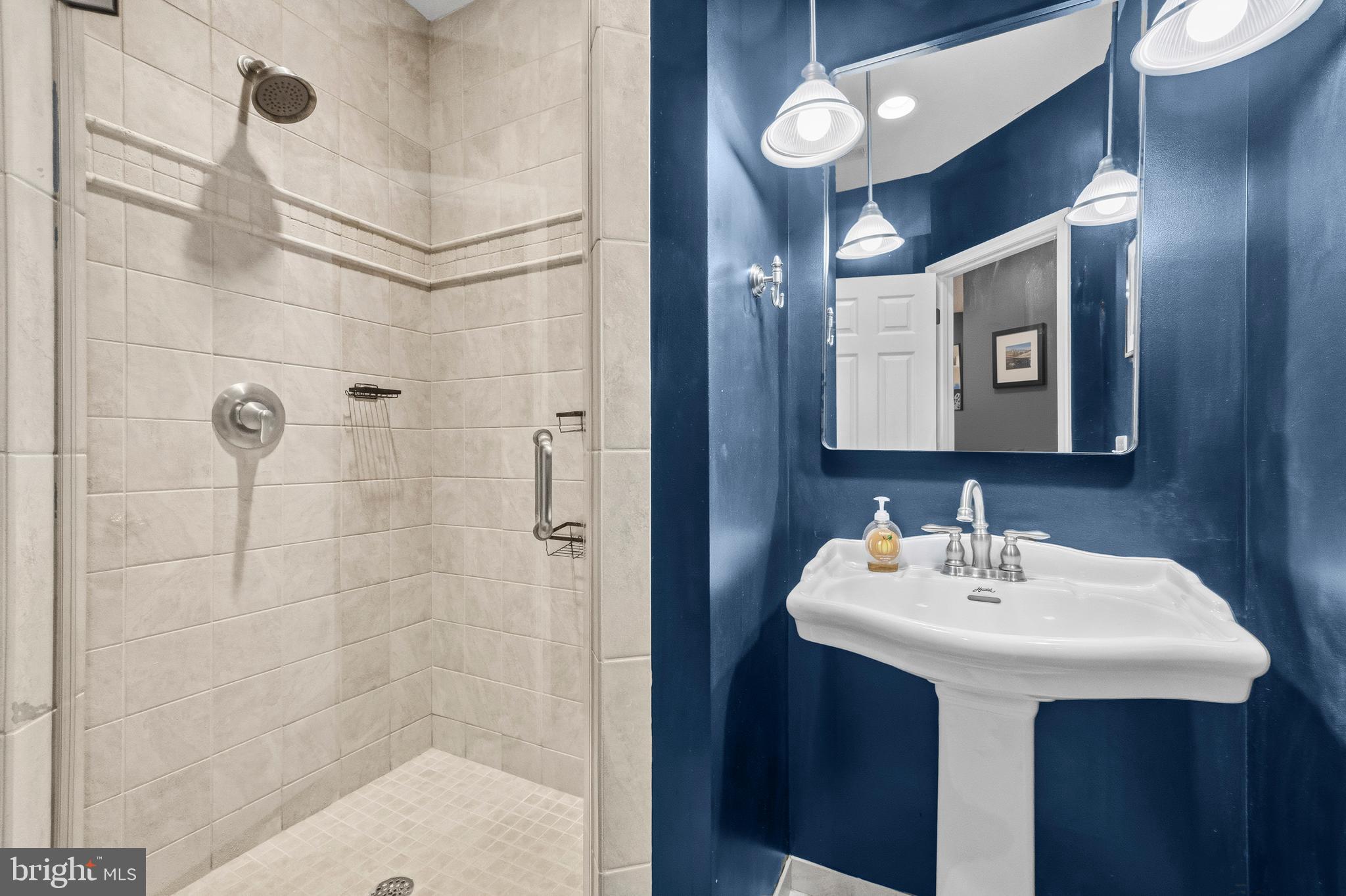 BRAMBLETON - Residential