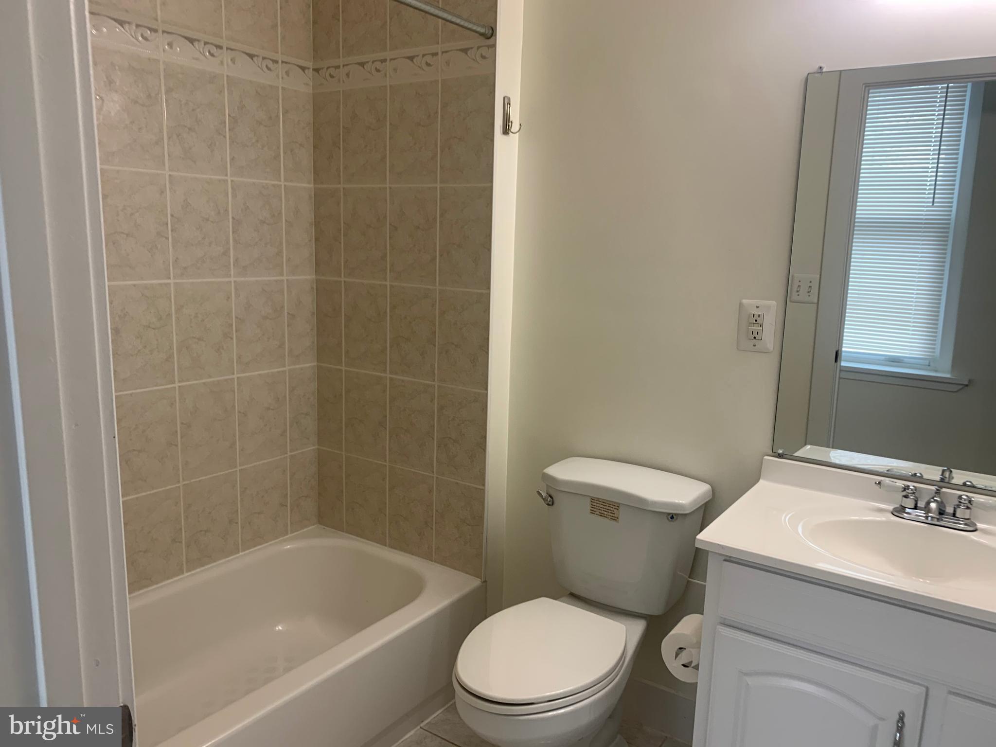 MOUNT VERNON PLACE HISTORIC DISTRICT - Residential Lease