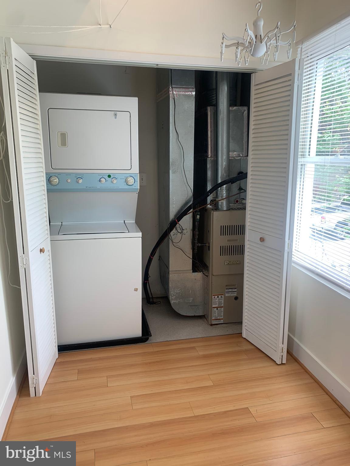 MOUNT VERNON PLACE HISTORIC DISTRICT - Residential Lease