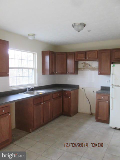 FOX CHASE - Residential