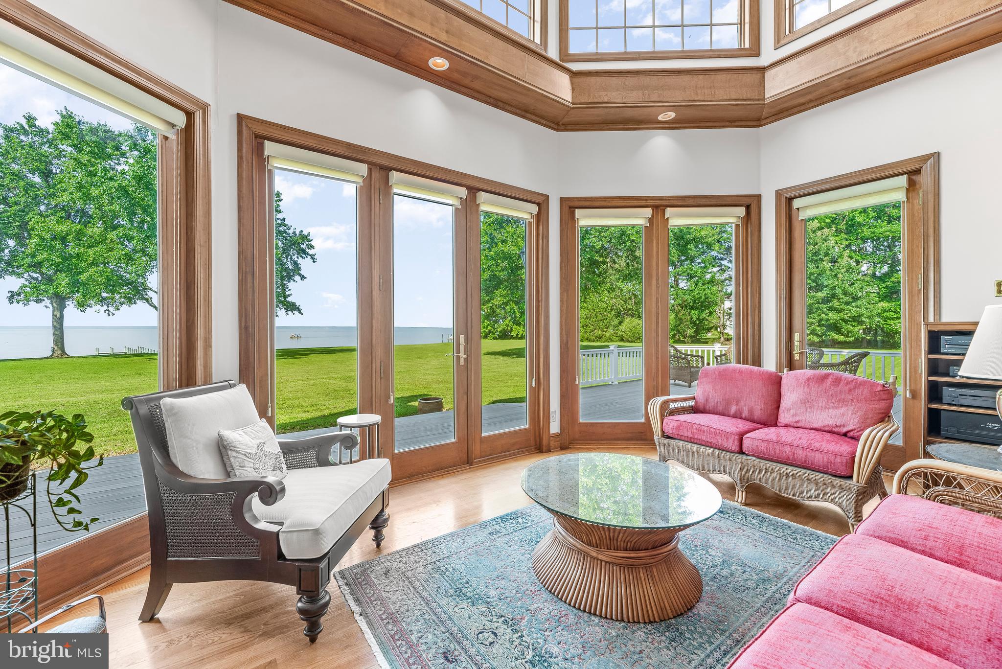 SEPTEMBER POINT - Residential