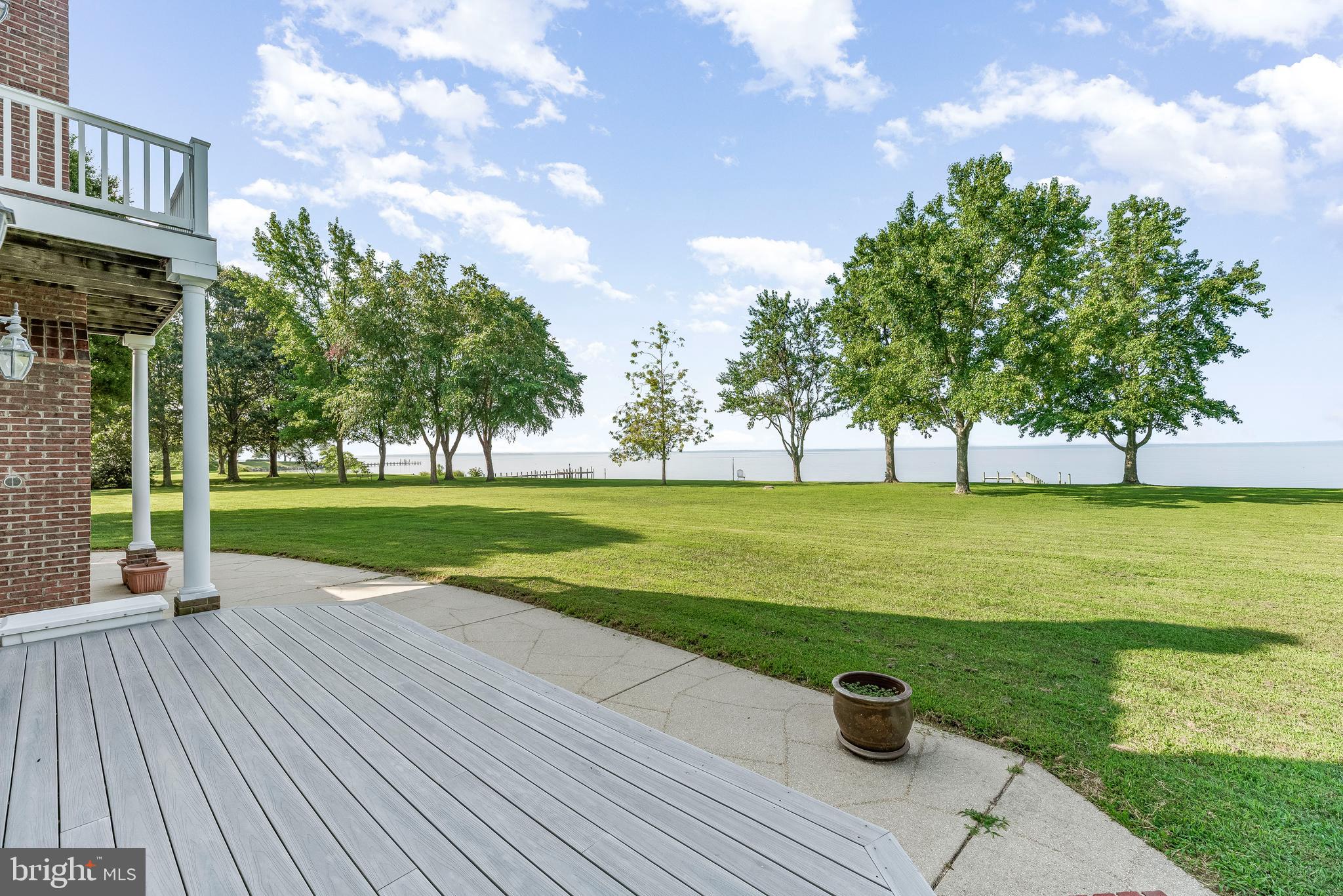 SEPTEMBER POINT - Residential