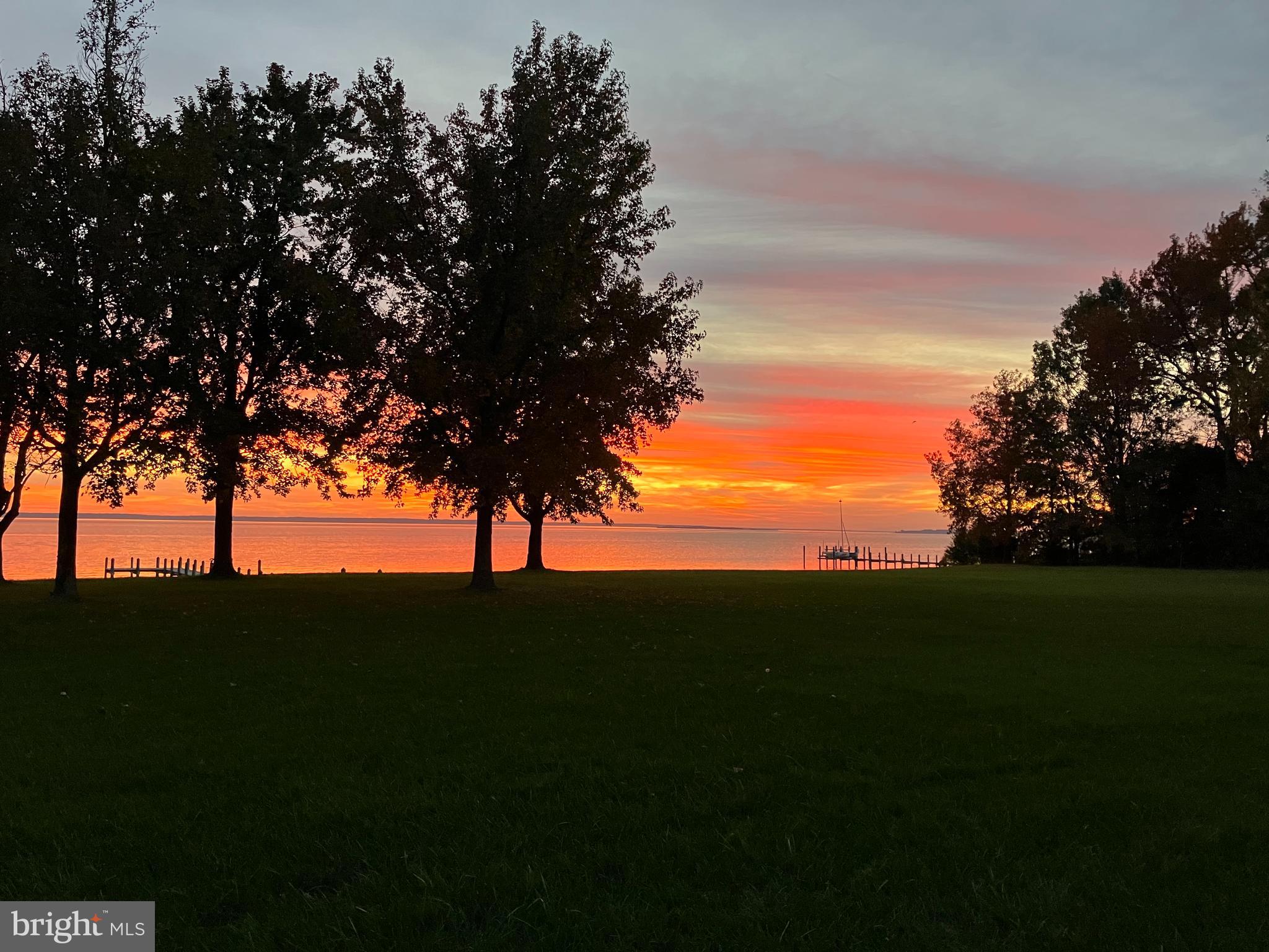 SEPTEMBER POINT - Residential