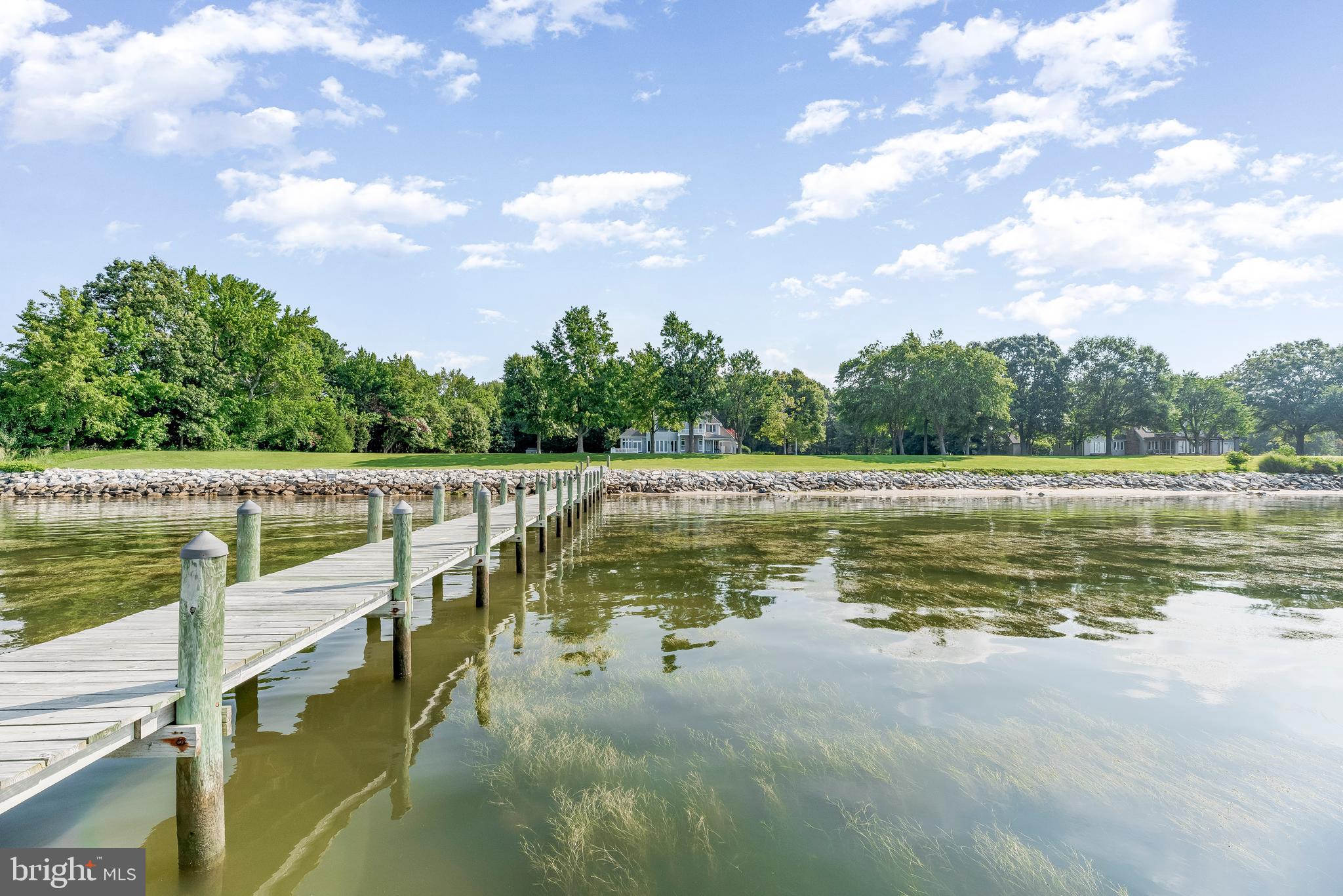 SEPTEMBER POINT - Residential