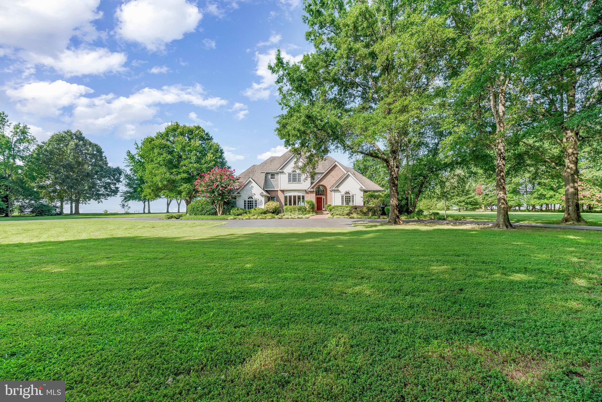 SEPTEMBER POINT - Residential