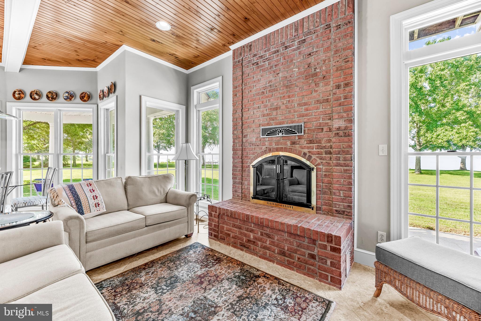 SEPTEMBER POINT - Residential