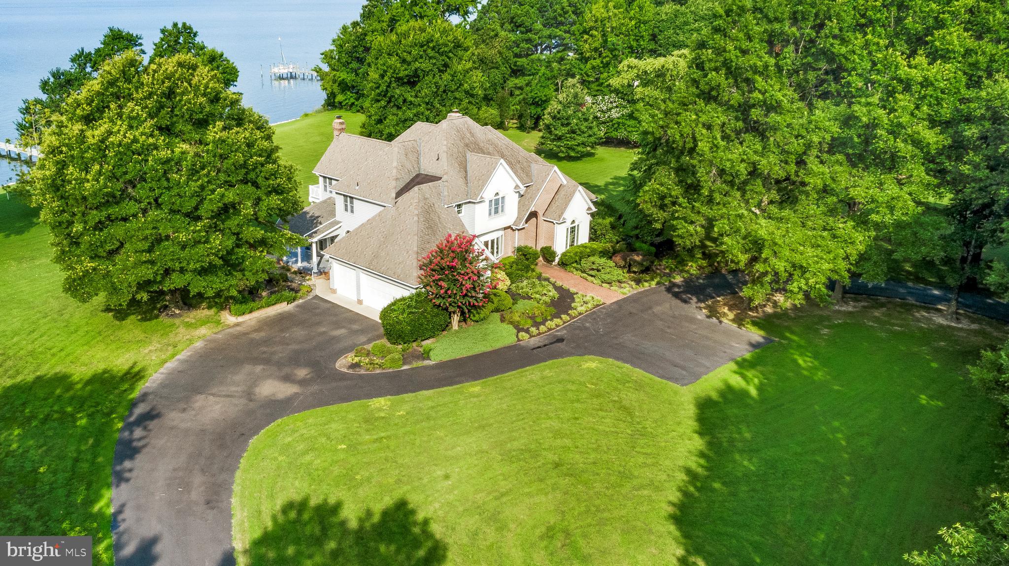 SEPTEMBER POINT - Residential