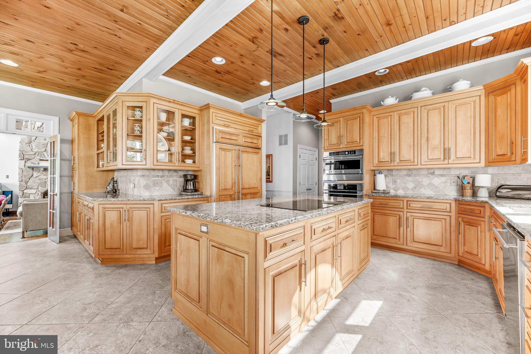 SEPTEMBER POINT - Residential