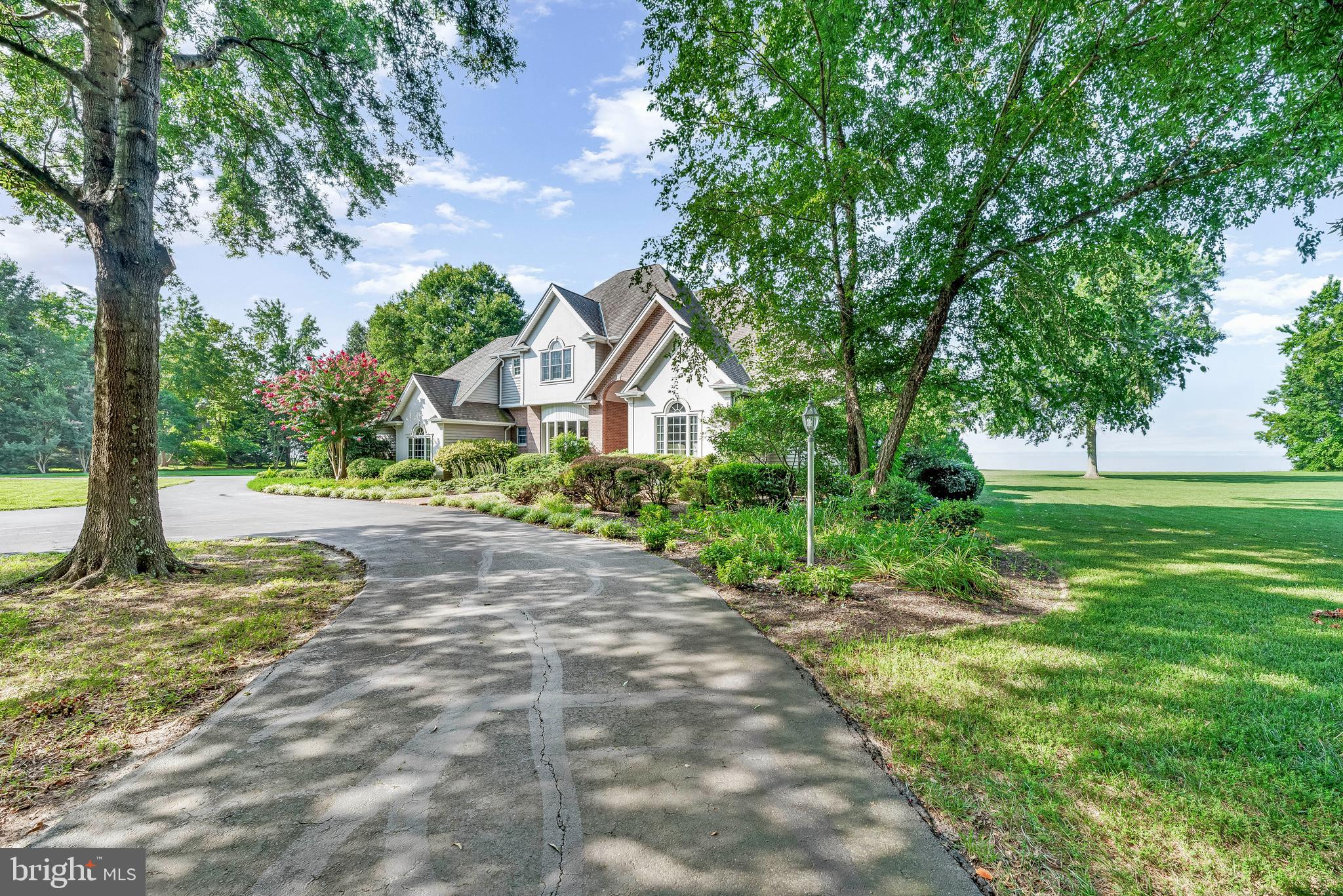 SEPTEMBER POINT - Residential