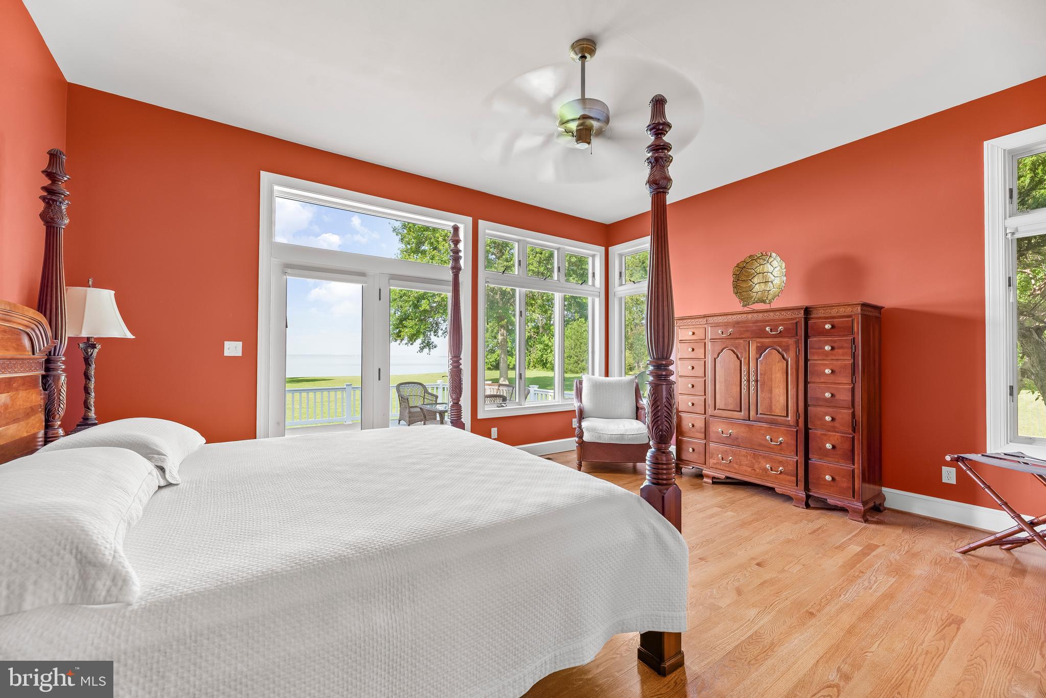 SEPTEMBER POINT - Residential