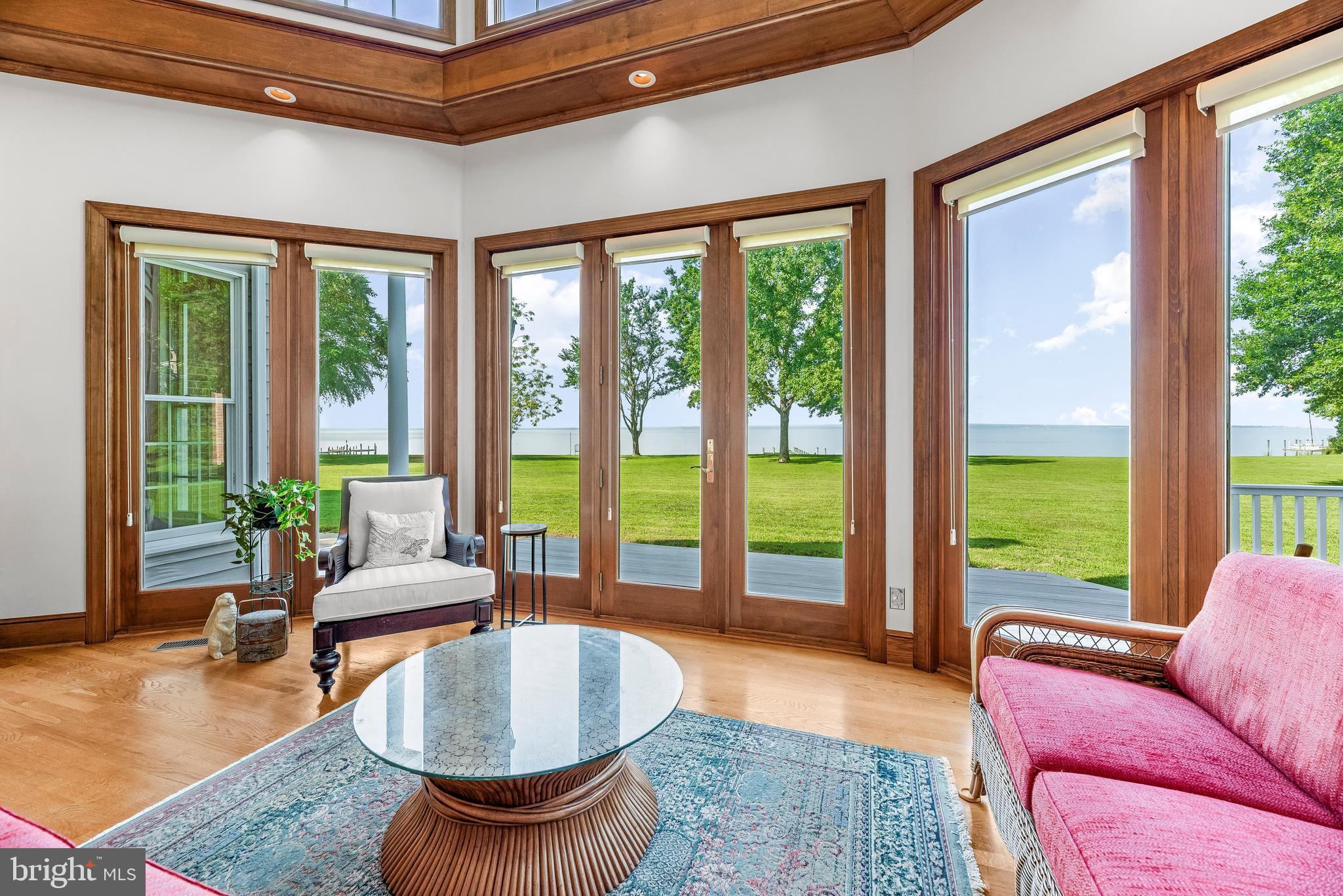 SEPTEMBER POINT - Residential