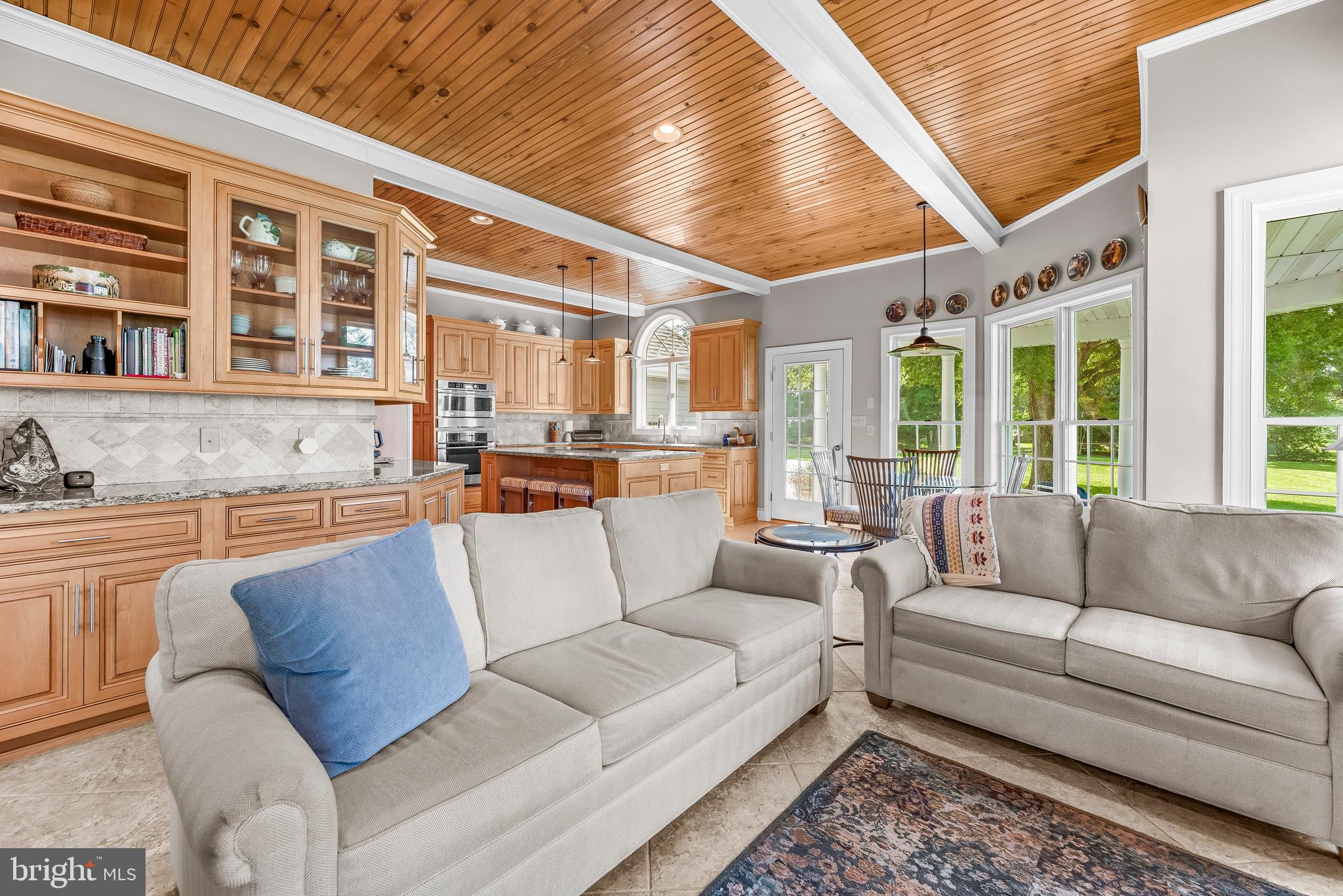 SEPTEMBER POINT - Residential