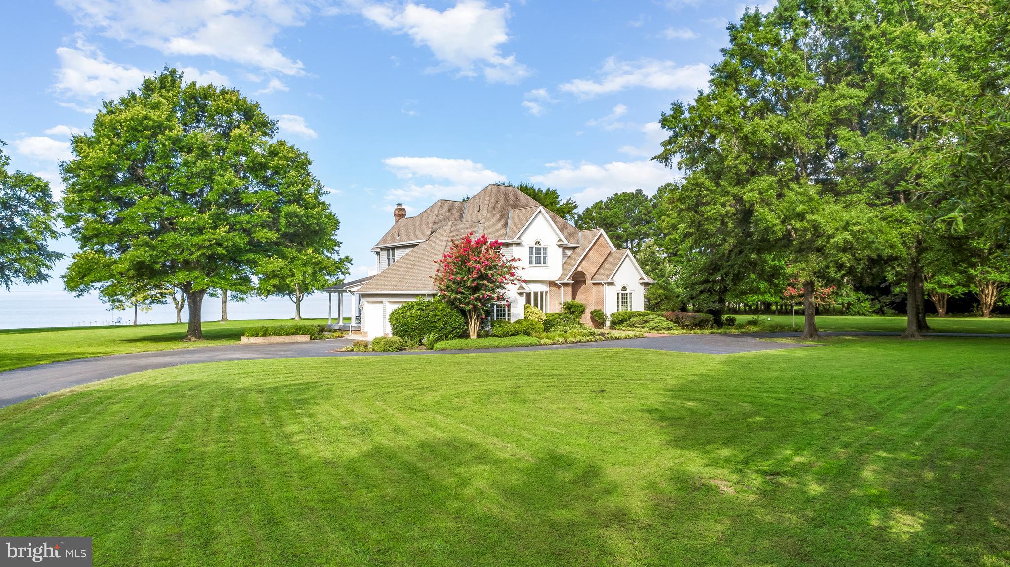 SEPTEMBER POINT - Residential