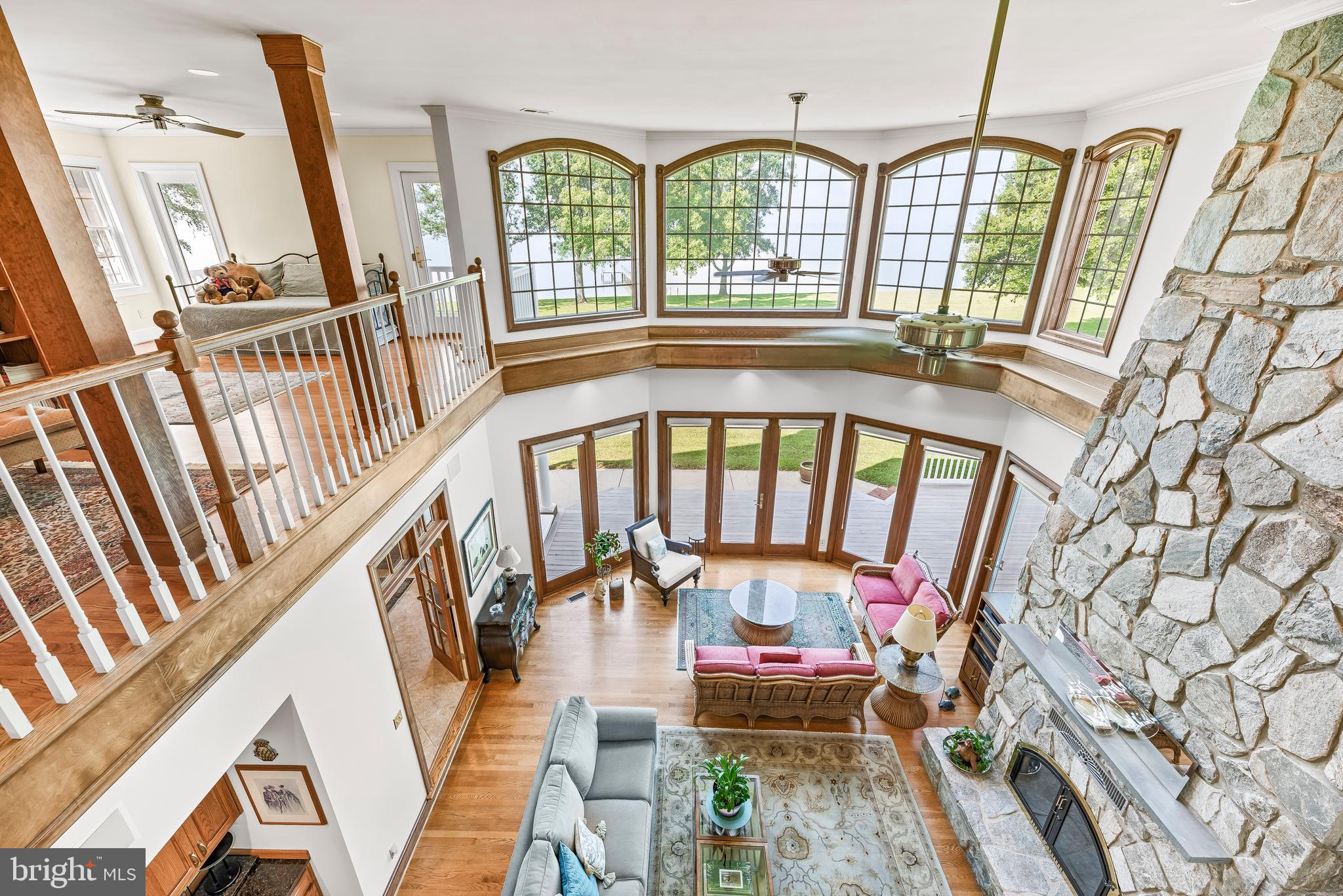 SEPTEMBER POINT - Residential