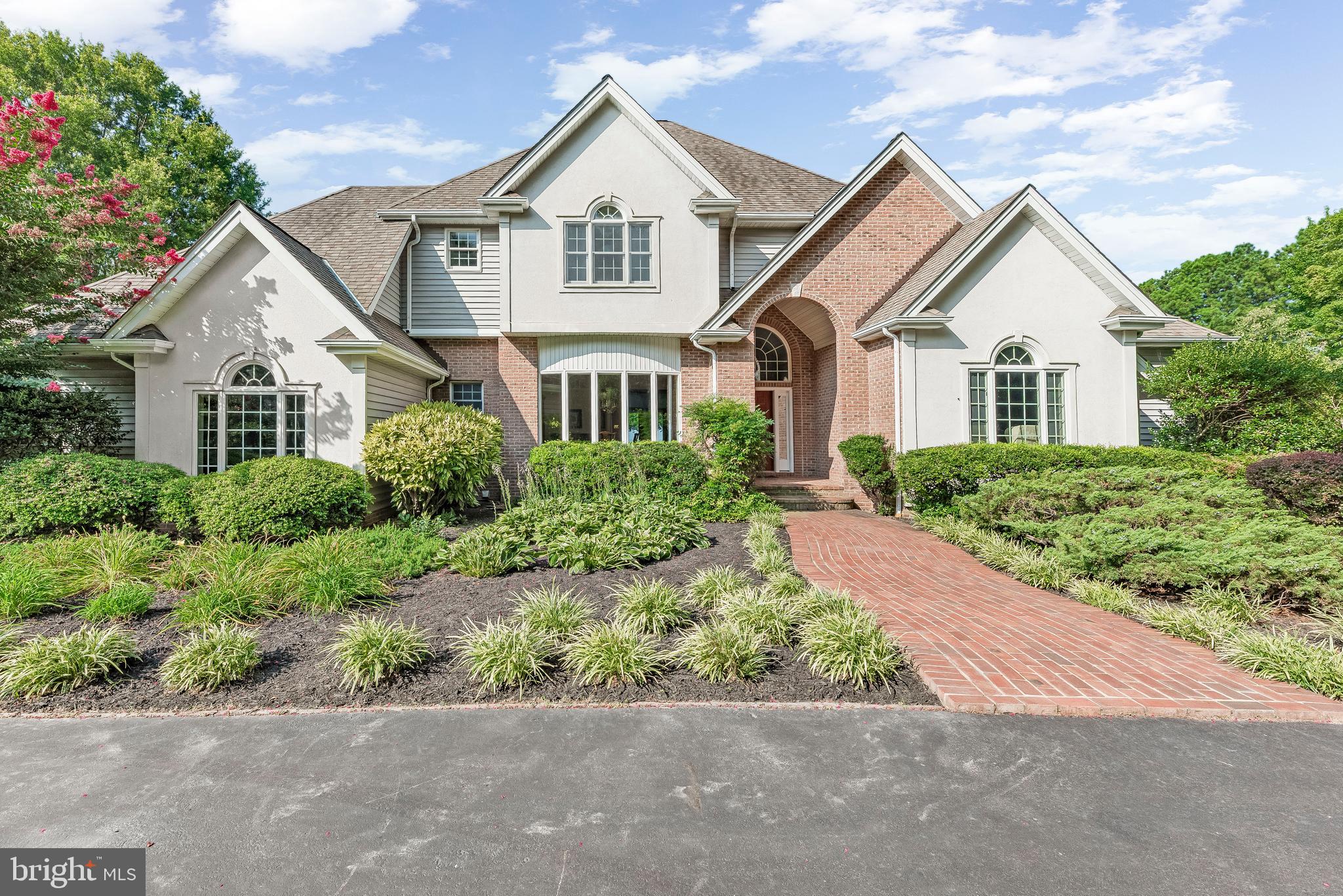 SEPTEMBER POINT - Residential