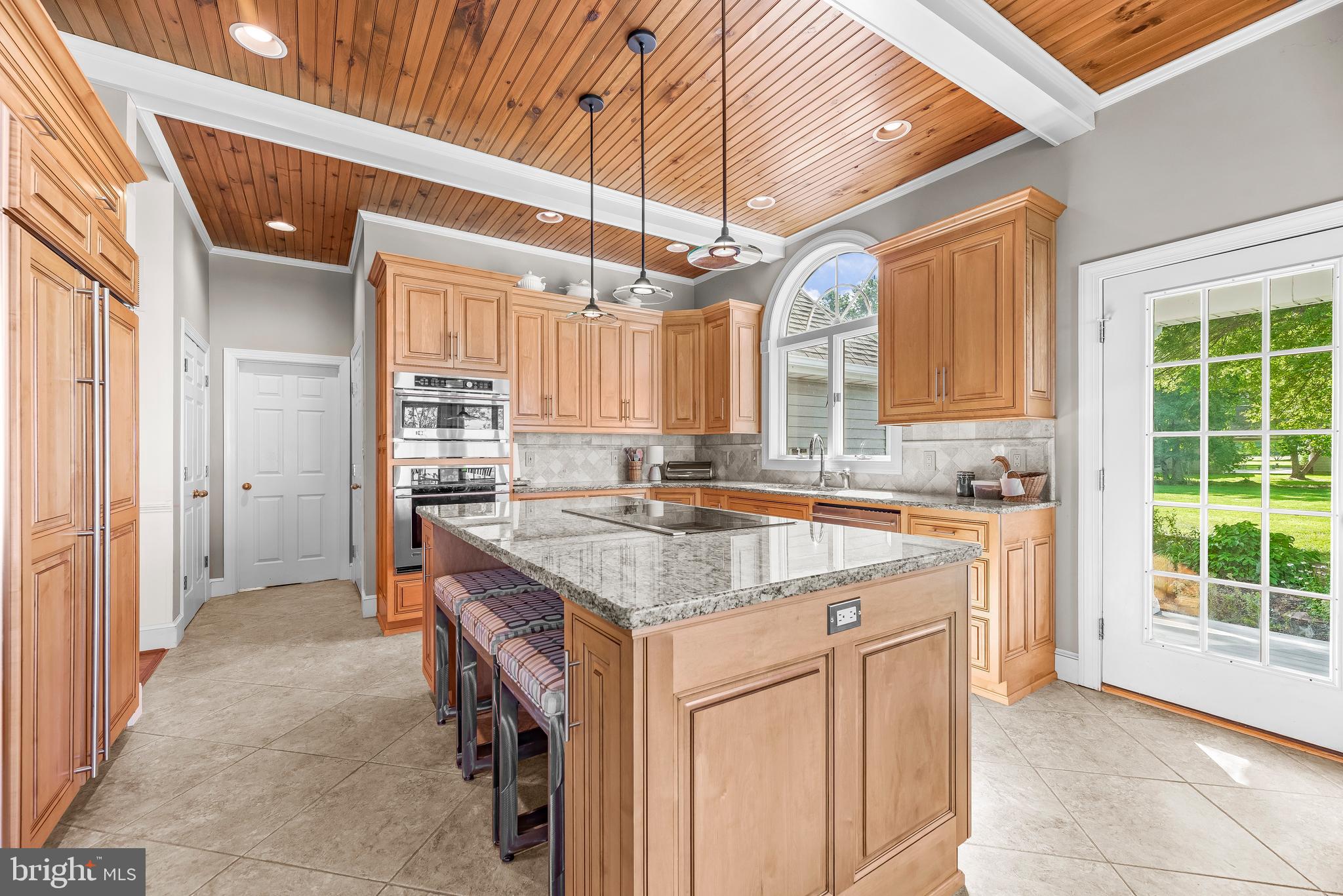 SEPTEMBER POINT - Residential