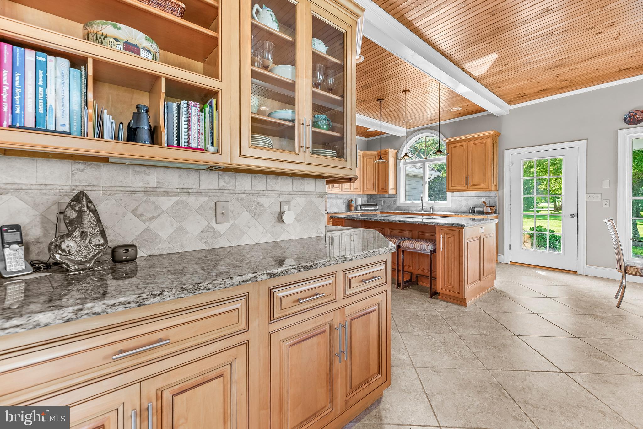 SEPTEMBER POINT - Residential